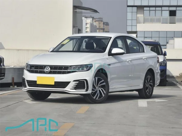 Volkswagen e-BORA 2019