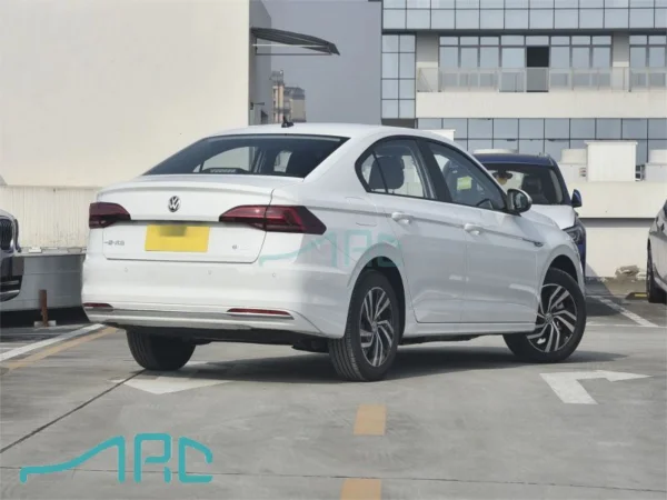 Volkswagen e-BORA 2019