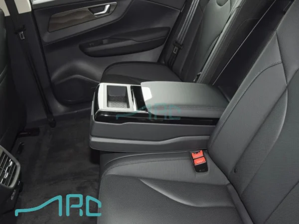 Hongqi E-QM5 2022, vehículo eléctrico de batería