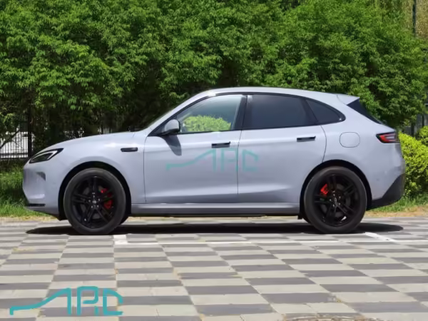 2023 AITO M5 REEV