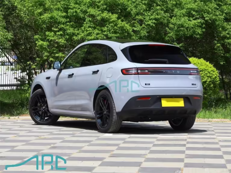 2023 AITO M5 REEV