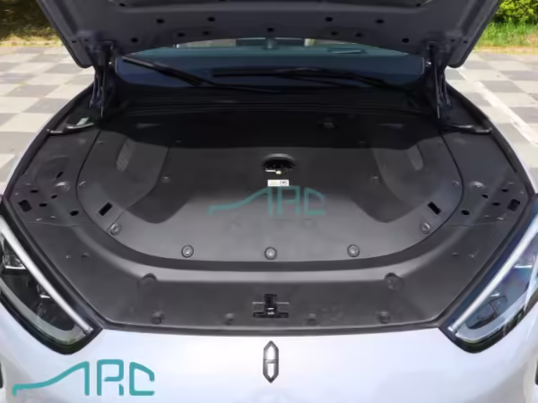 2023 AITO M5 REEV
