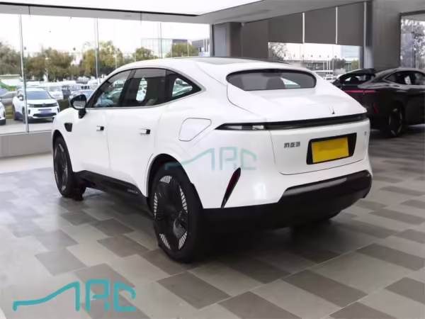 2023 AVATR 11