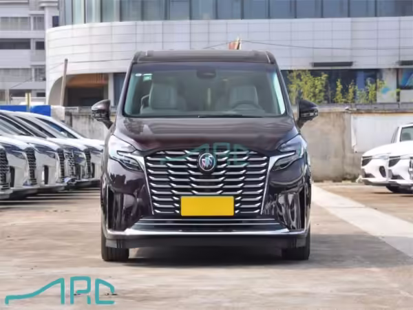 Mobil Buick GL8 tahun 2023