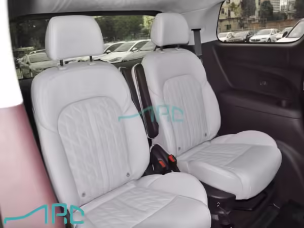 Mobil Buick GL8 tahun 2023