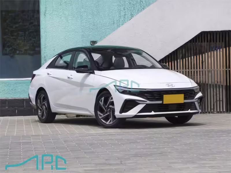 Hyundai Elantra 2023