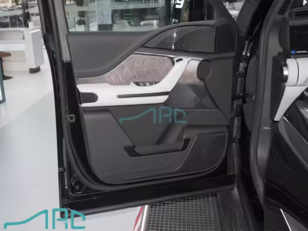 BYD U8 2024