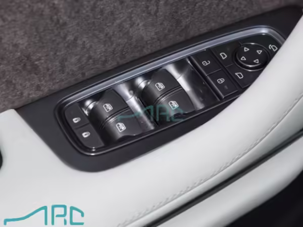 BYD U8 2024