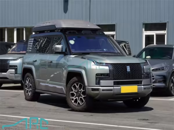 BYD U8 2024