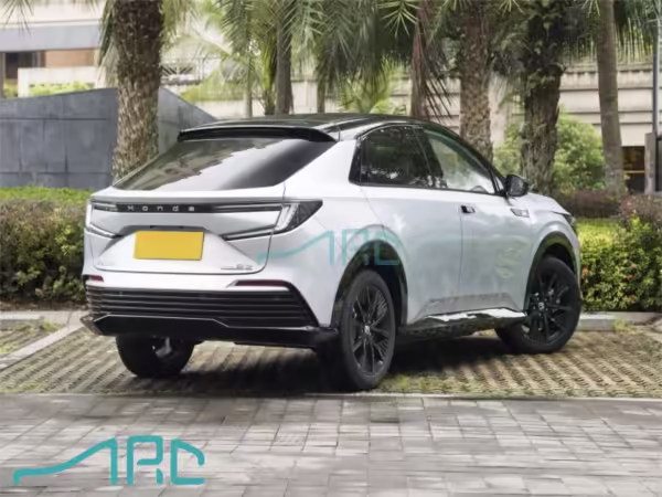 هوندا e 2024:NP2