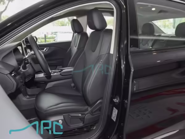 2024 Hongqi E-QM5