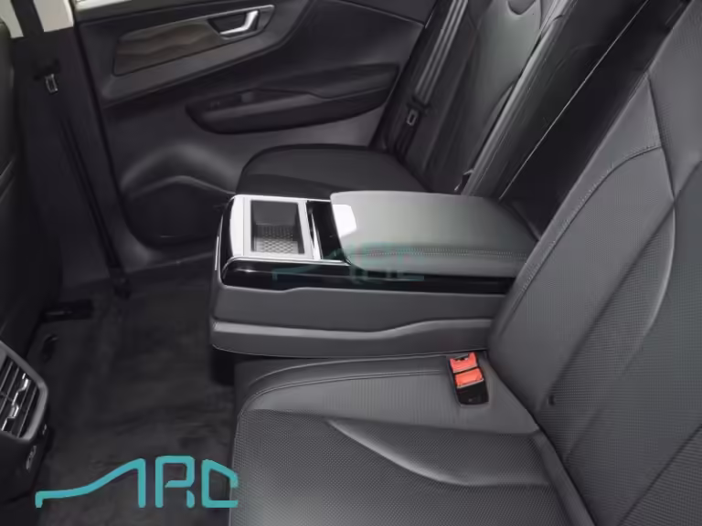 2024 Hongqi E-QM5