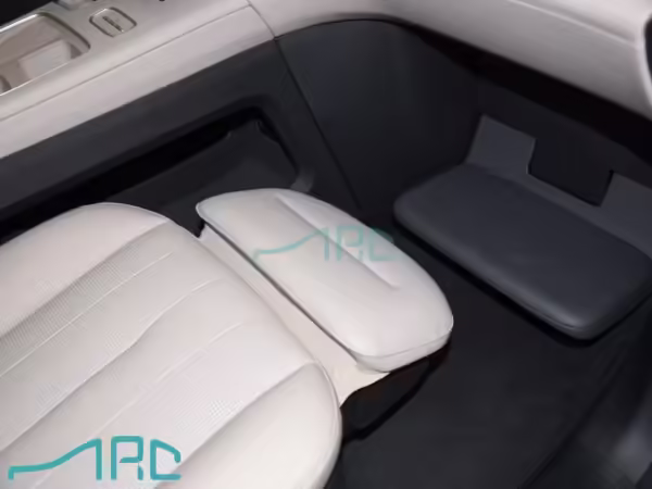 2024 NIO ES8