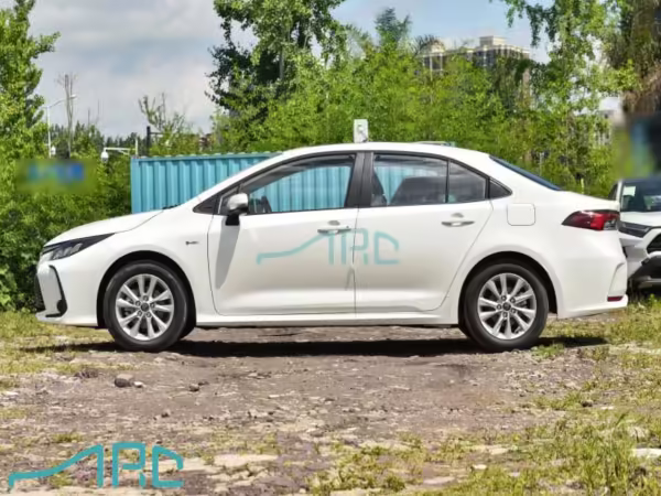 TOYOTA COROLLA 2024