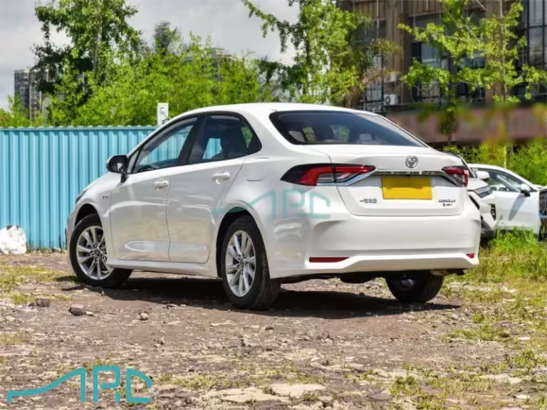 TOYOTA COROLLA 2024