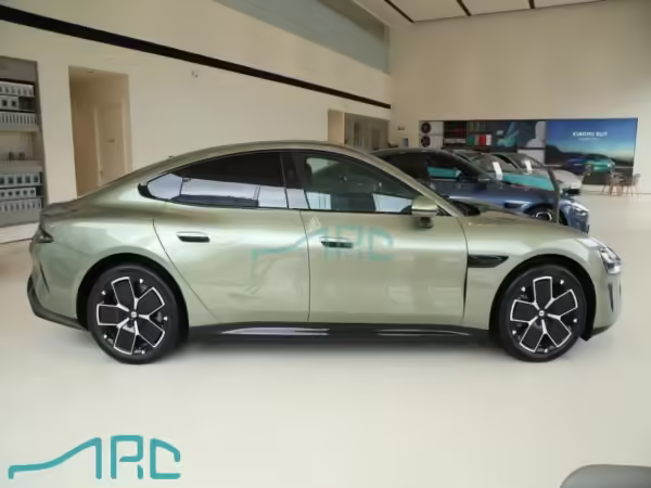 2024 XIAOMI SU7