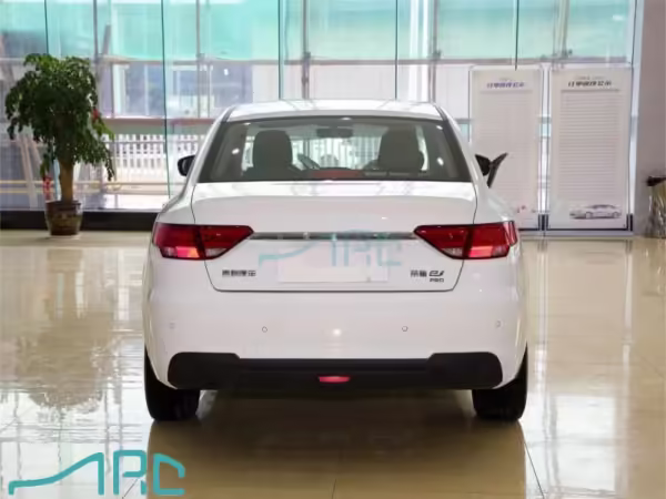 جيلي امجراند EV 2021