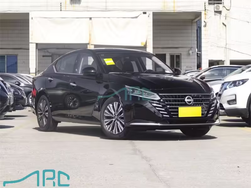 Nissan Teana 2022