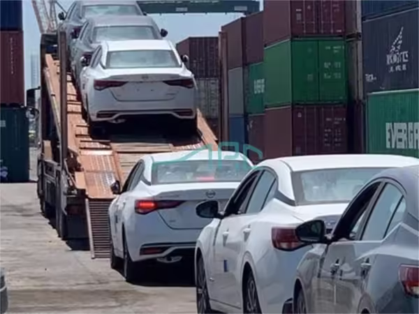 Электромобиль Nissan Sylphy 2019 года