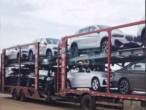 BMW I3 tahun 2023