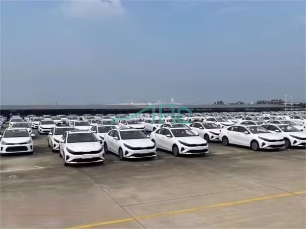 Kia K3 tahun 2024