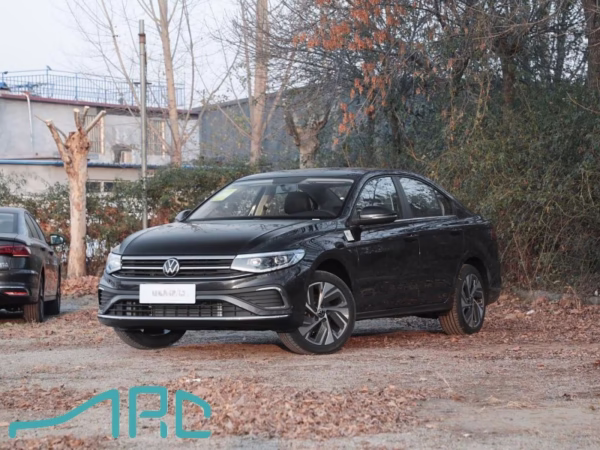VW BORA 2025